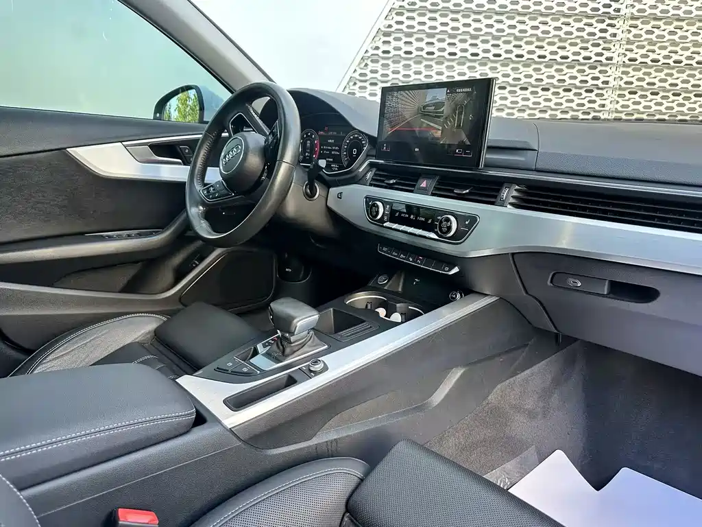 Audi A4L — миниатюра 7