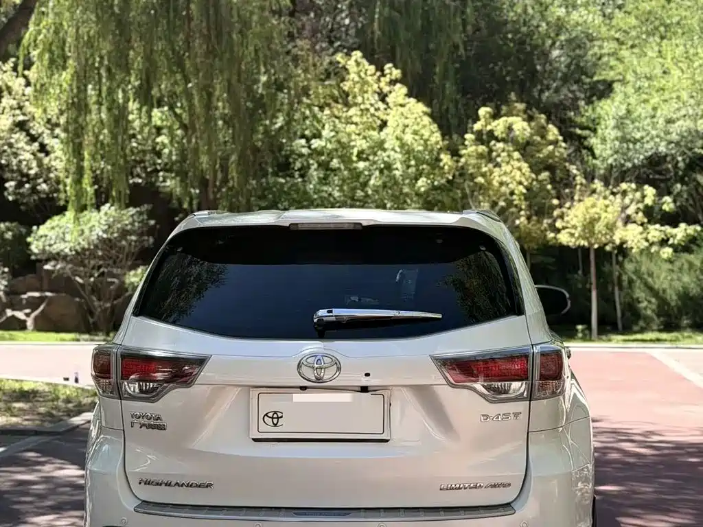Toyota Highlander — миниатюра 8