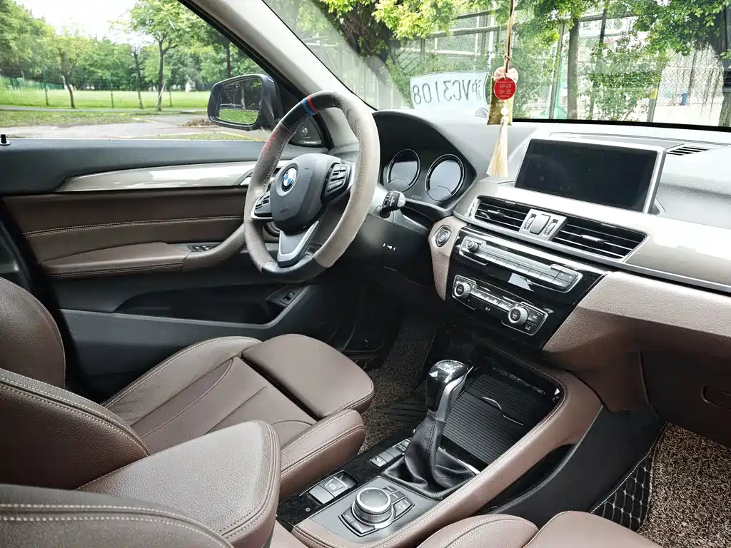 BMW X1 — миниатюра 12