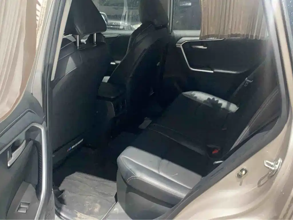 Toyota Wildlander — миниатюра 7