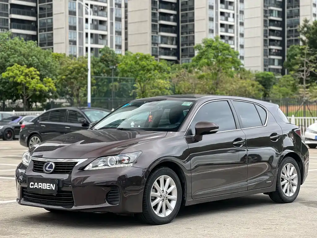 Lexus CT 2013