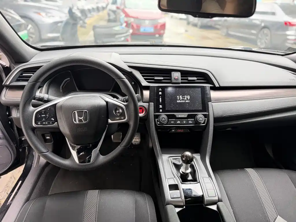 Honda Civic — миниатюра 4