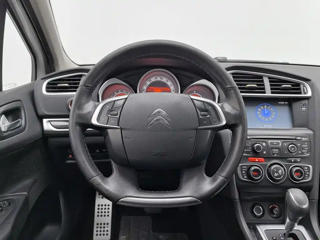 Citroen C4L — миниатюра 11