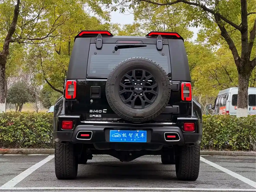Beijing Off-Road BJ40 2.0T Auto 4WD City Hunter Edition Knight Type, фото 6