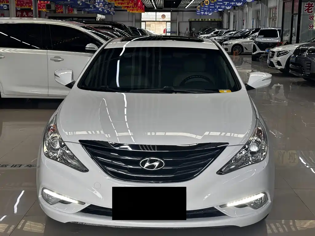 Hyundai Sonata — миниатюра 2