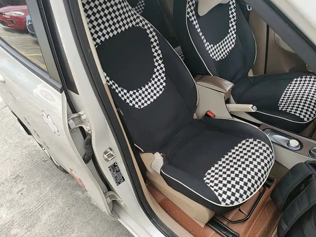 Wuling MINIEV — миниатюра 25