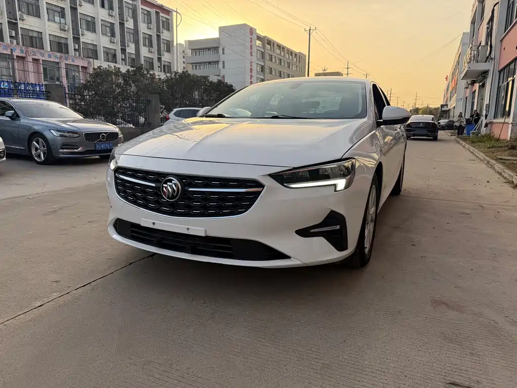 Buick Regal — миниатюра 3
