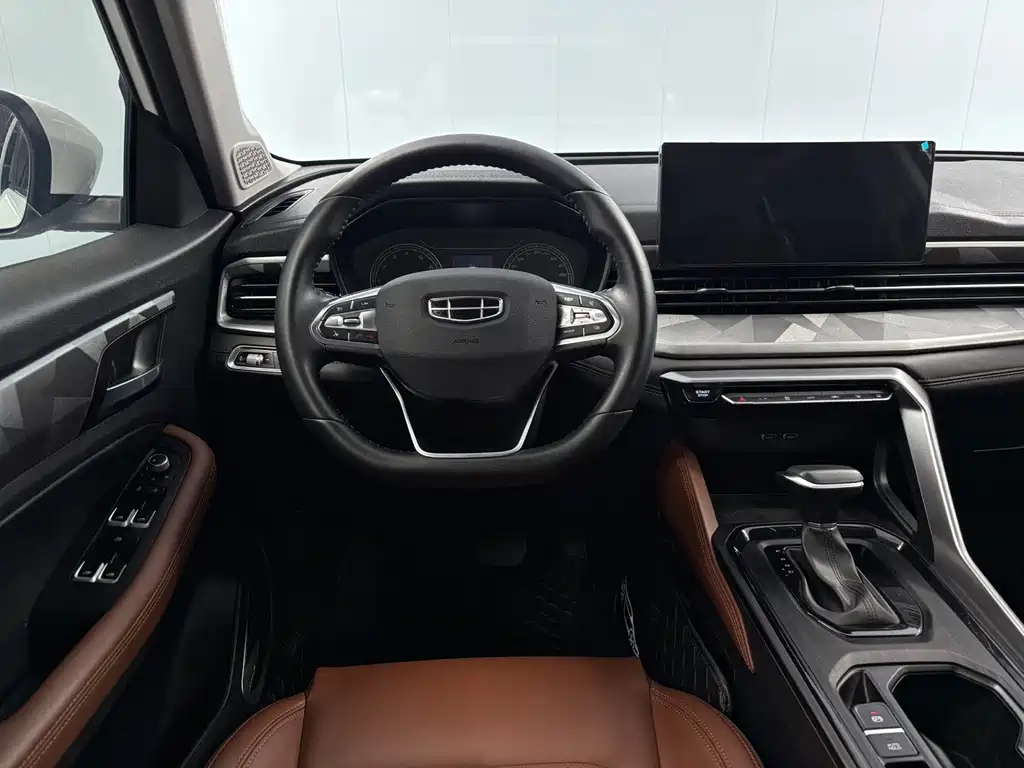 Geely Vision X6 — миниатюра 6