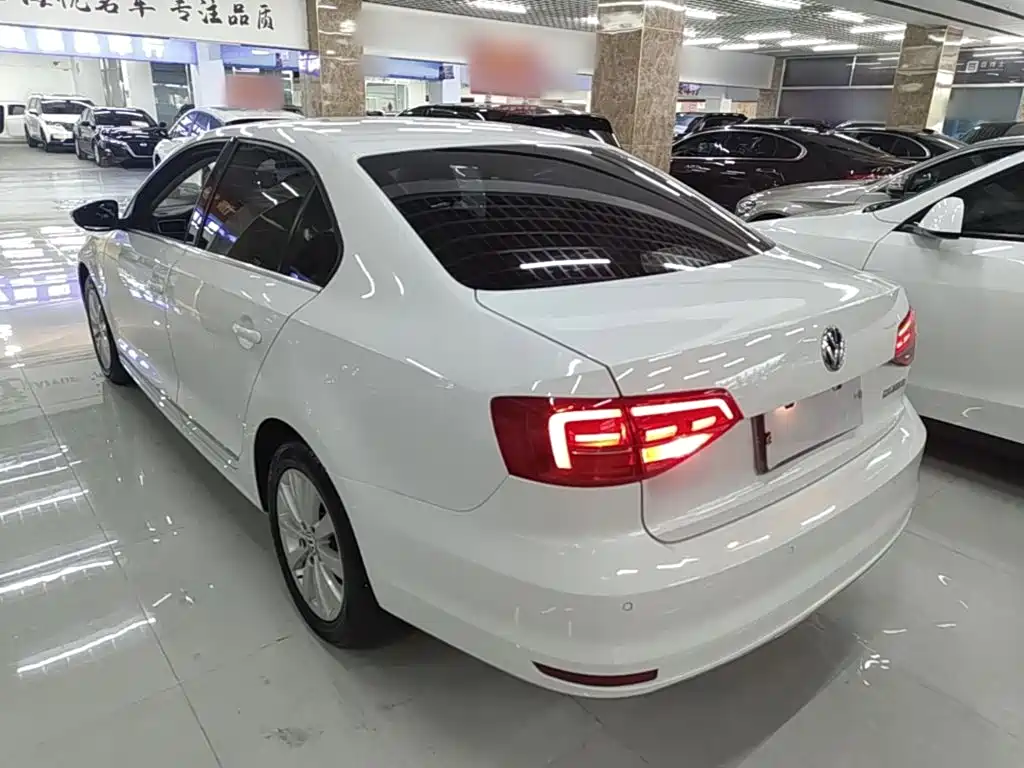 Volkswagen Sagitar — миниатюра 5