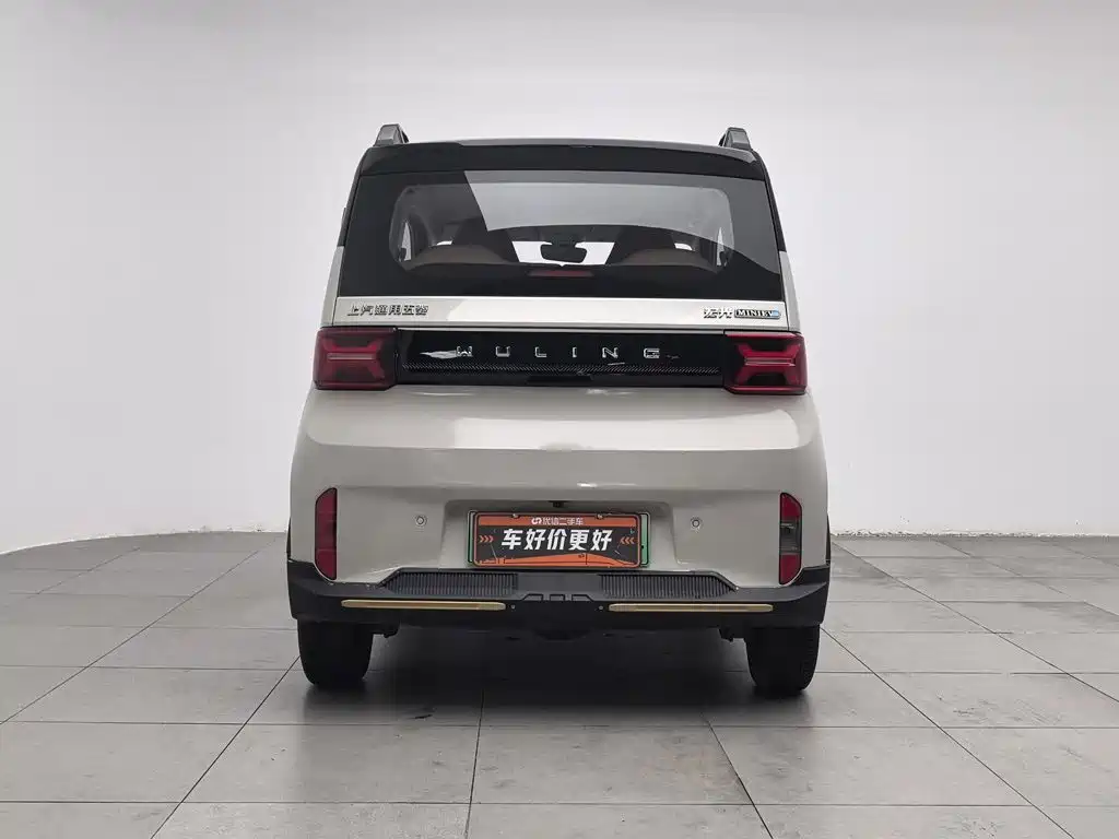 Wuling MINIEV — миниатюра 4