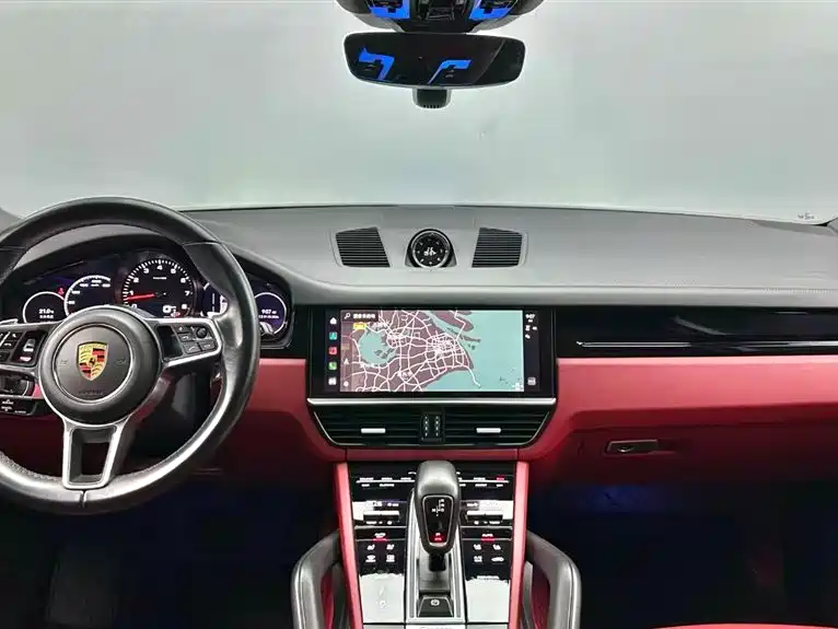 Porsche Cayenne — миниатюра 12