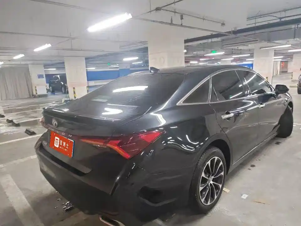 Toyota Avalon — миниатюра 3