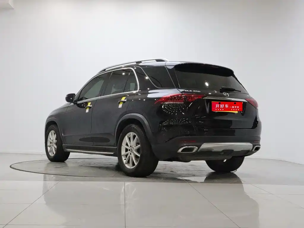 Mercedes-Benz GLE (Import) — миниатюра 28