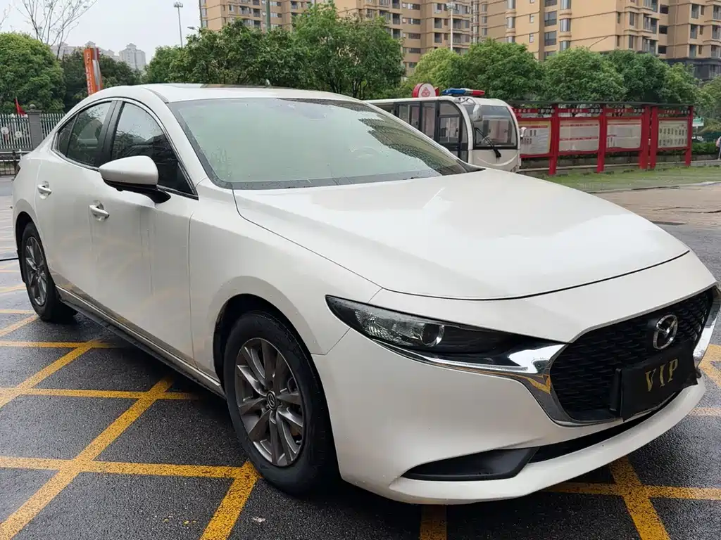 Mazda 3 Axela 2020