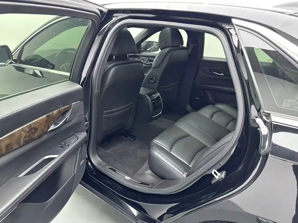 Cadillac CT6 — миниатюра 6
