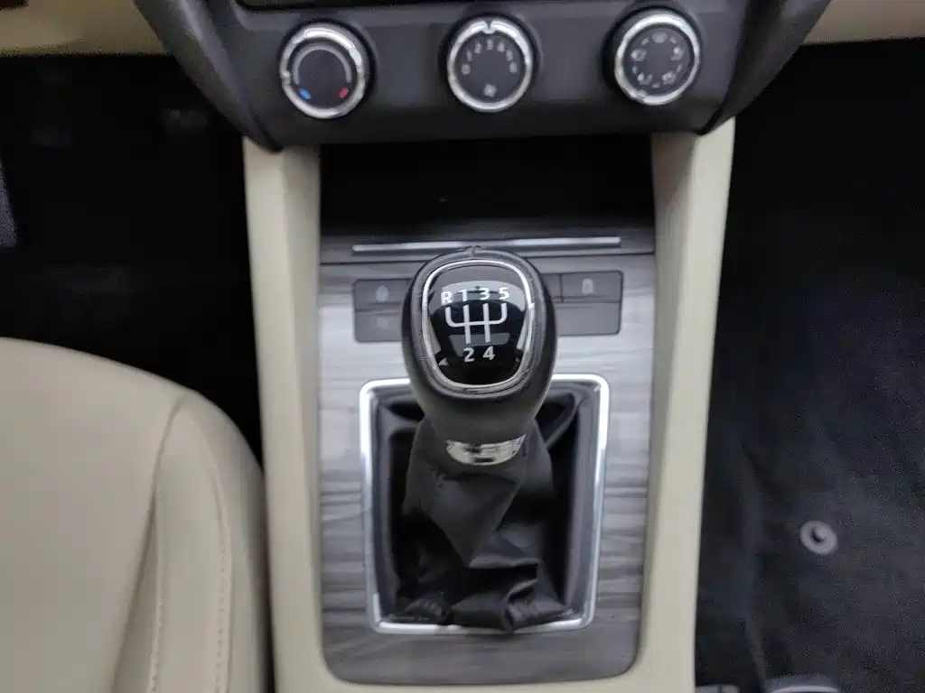 Skoda Octavia — миниатюра 13