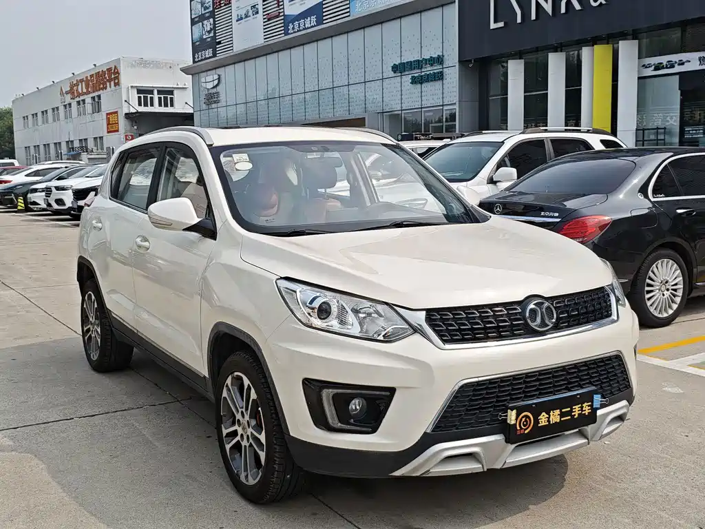 BAIC Senova X35 — миниатюра 4