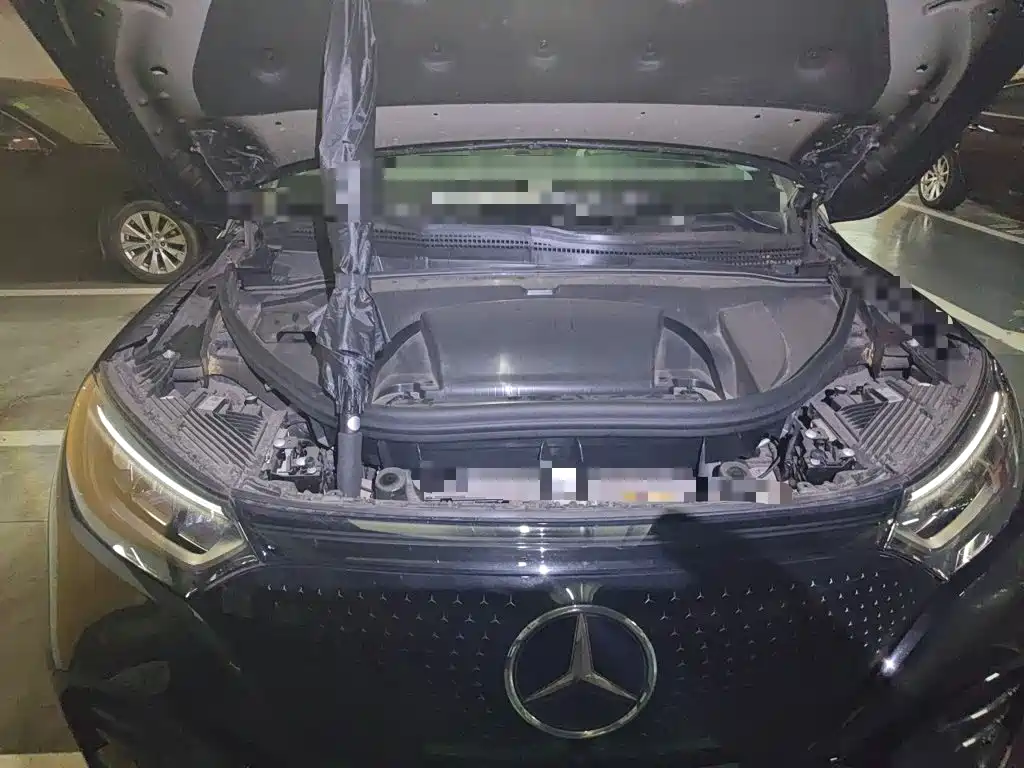 Mercedes-Benz EQE SUV — миниатюра 21