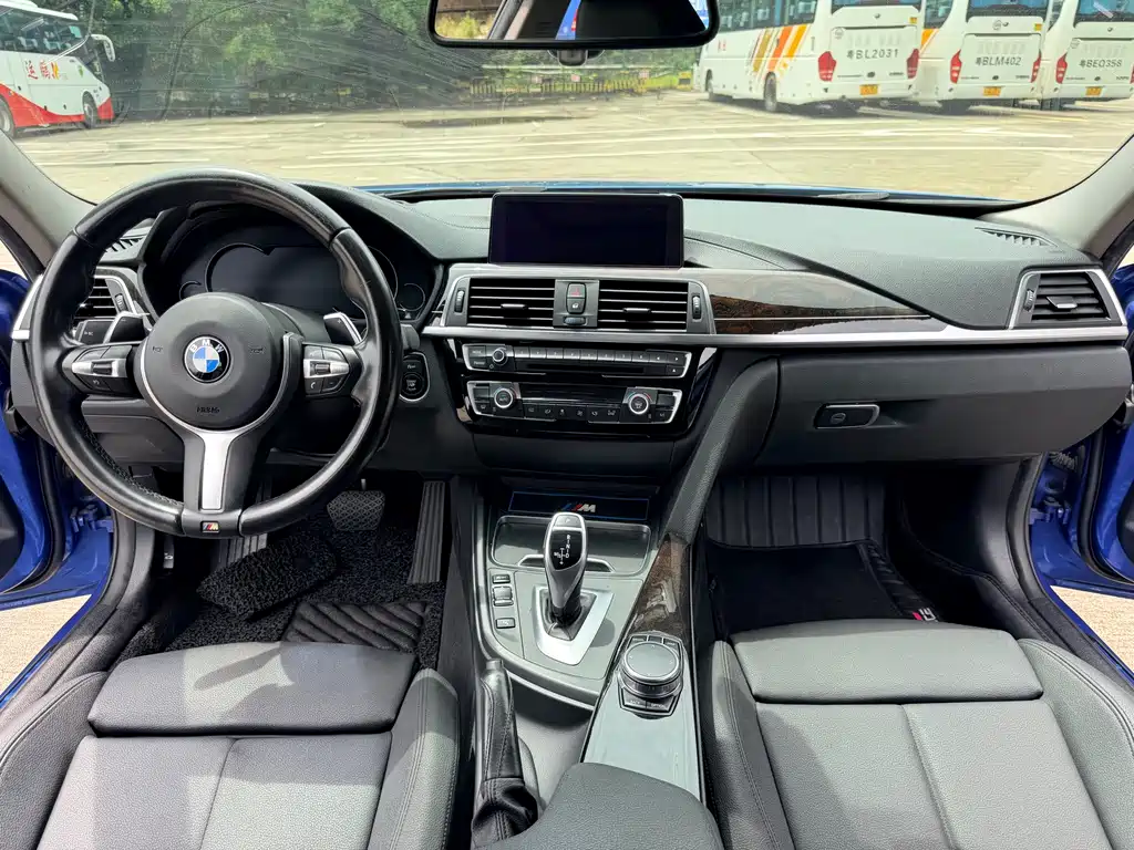 BMW 3 Series — миниатюра 8