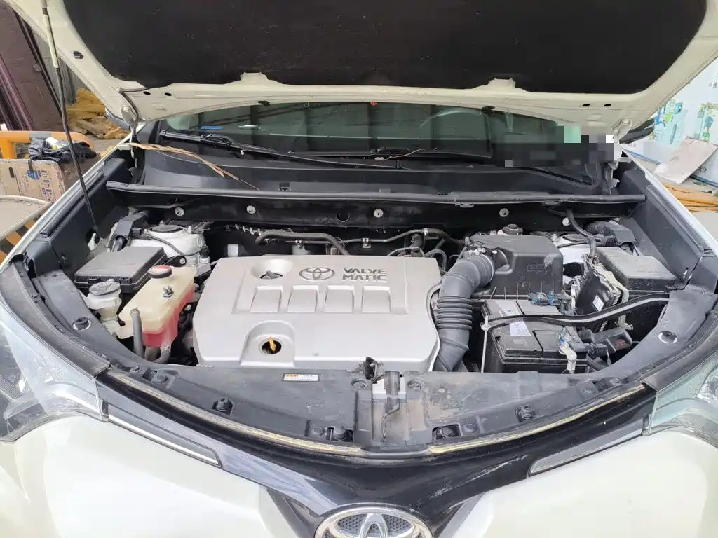 Toyota RAV4 — миниатюра 11
