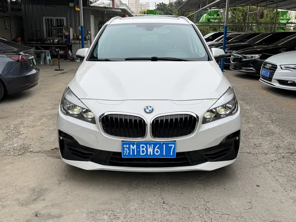 BMW 2 Series Gran Tourer — миниатюра 2