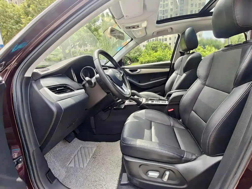 Zotye Zotye SR7 — миниатюра 9