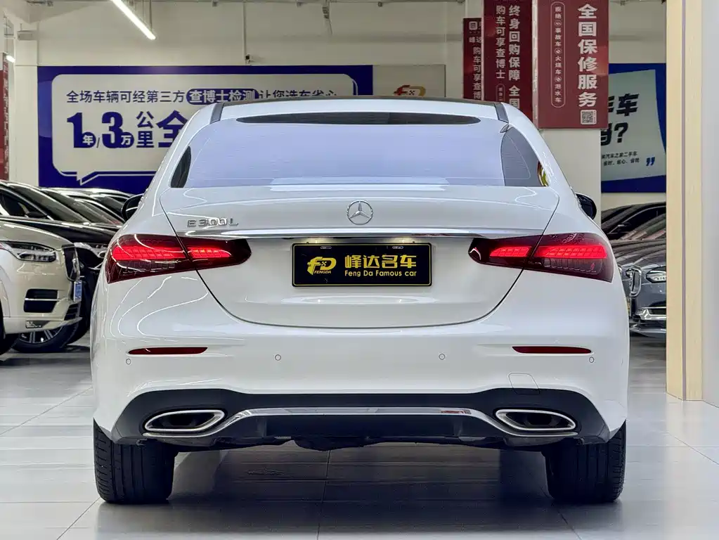 Mercedes-Benz E-Class — миниатюра 12