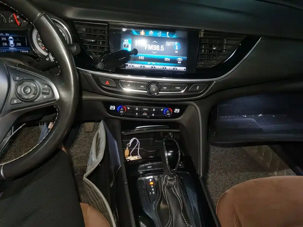 Buick Regal — миниатюра 6