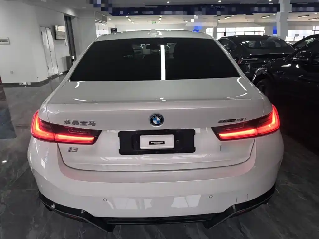BMW i3 — миниатюра 6
