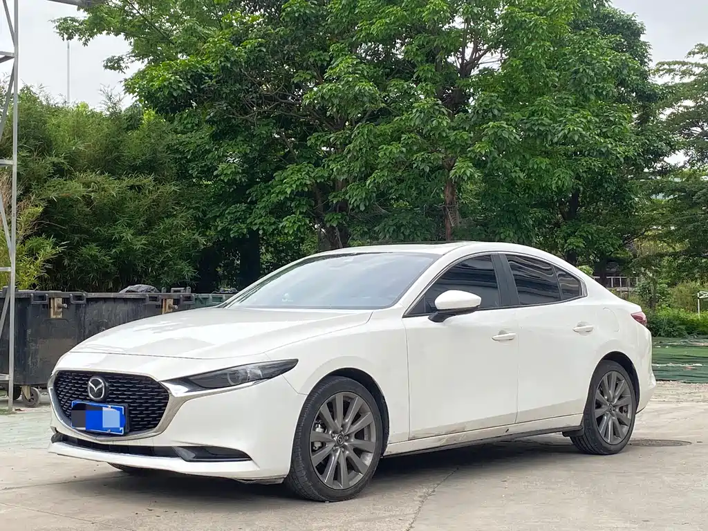 Mazda 3 Axela 2023