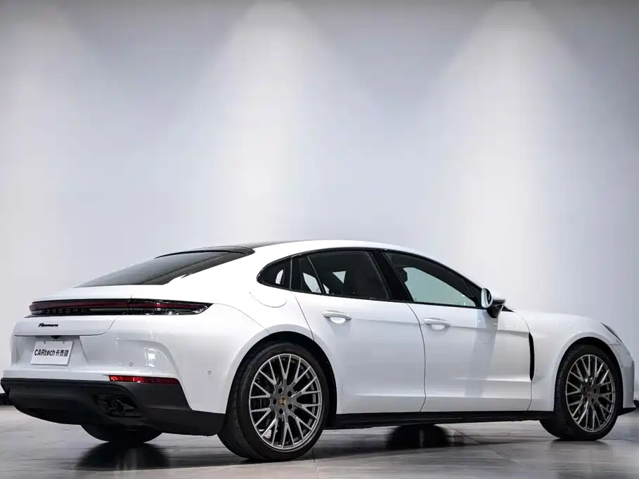 Porsche Panamera — миниатюра 29