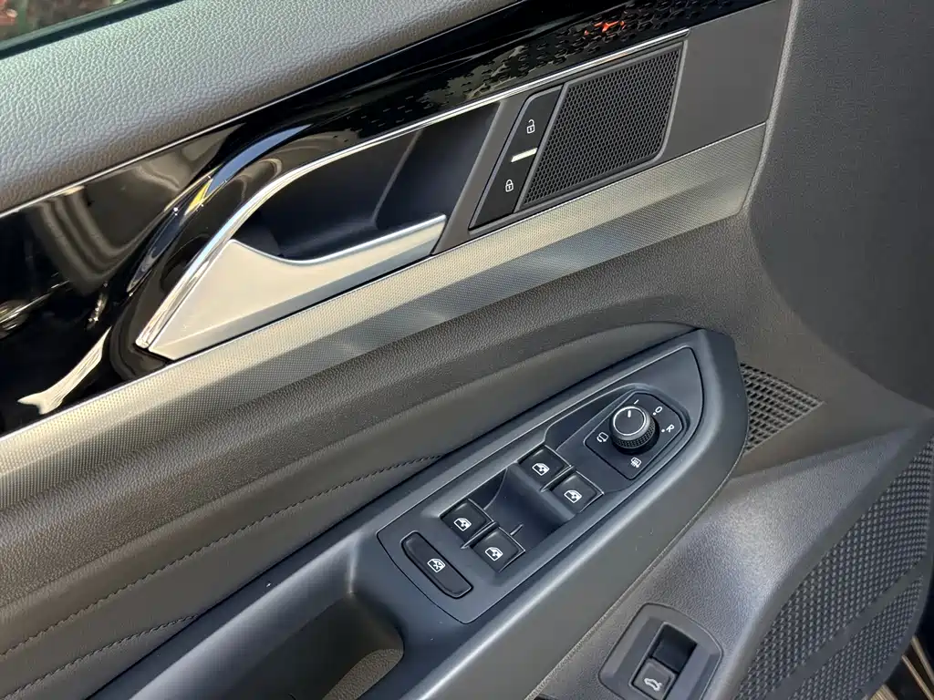 Volkswagen Passat — миниатюра 18