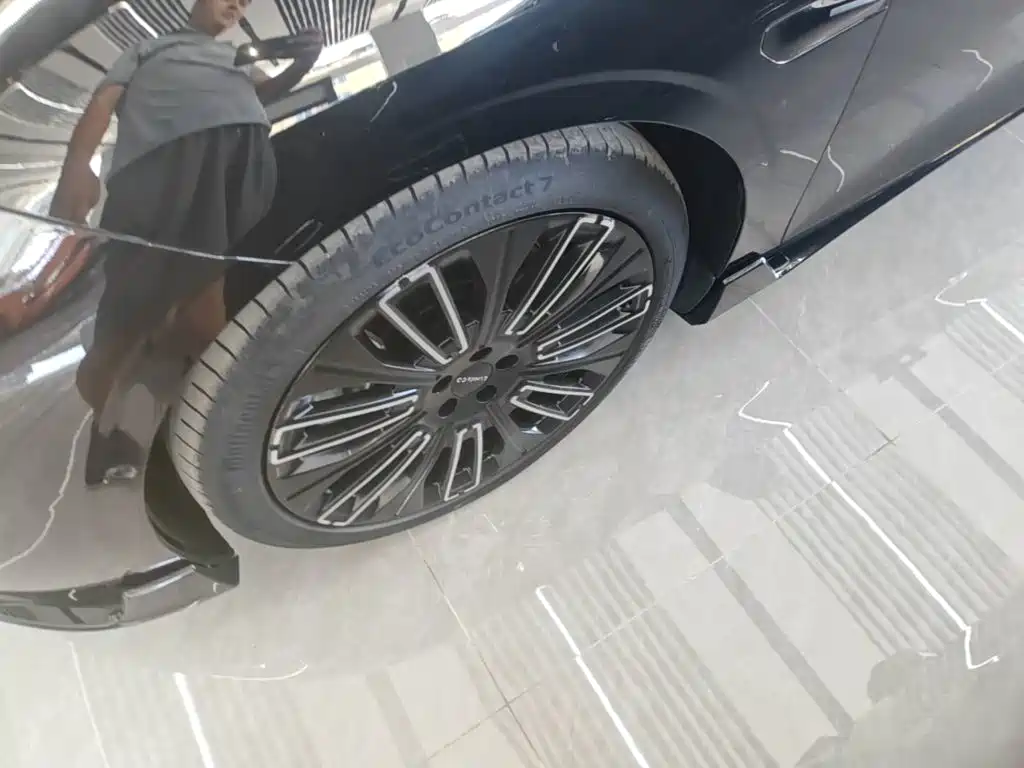 Lynk & Co 10 — миниатюра 23