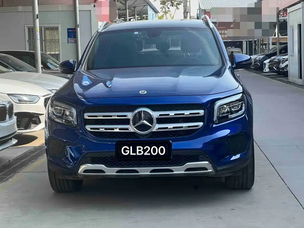 Mercedes-Benz GLB — миниатюра 2