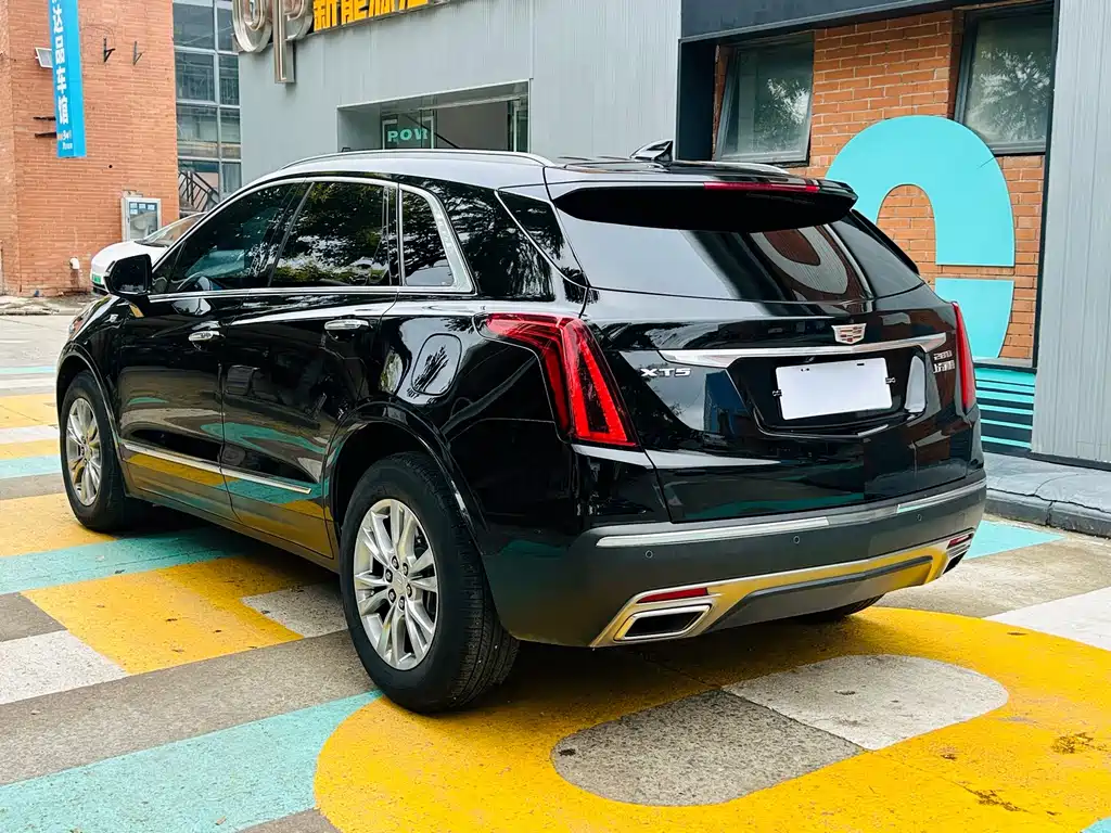 Cadillac XT5 — миниатюра 4
