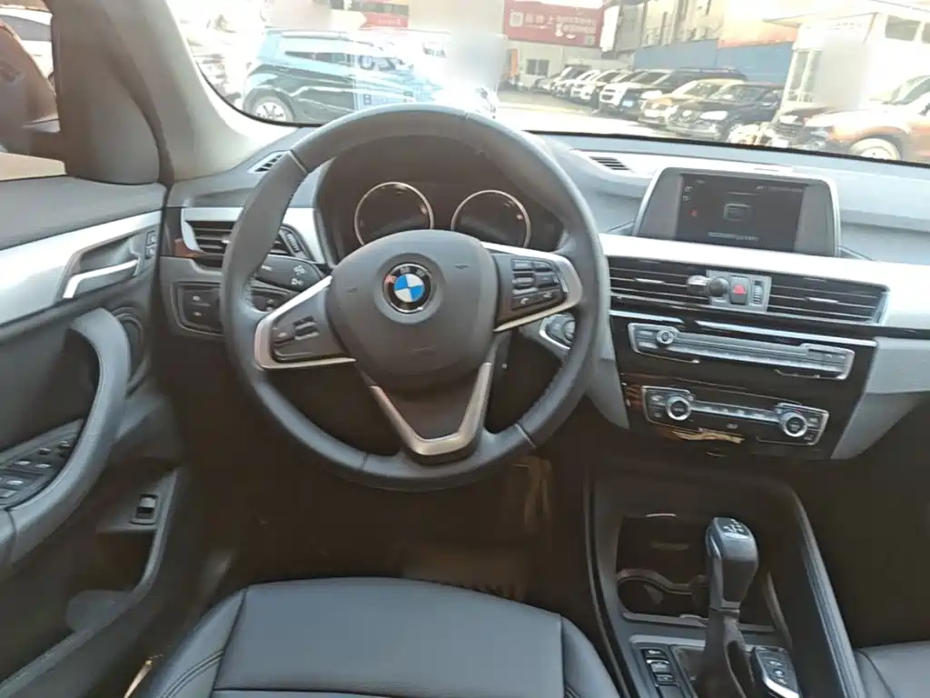 BMW X1 — миниатюра 11