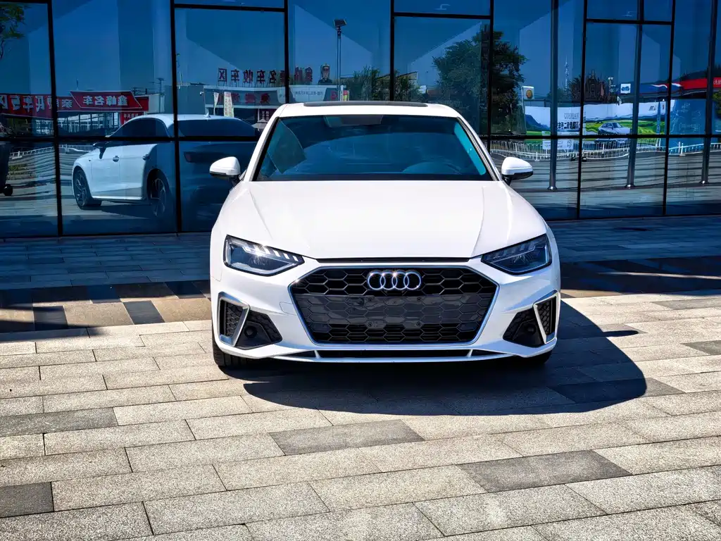Audi A4L — миниатюра 2