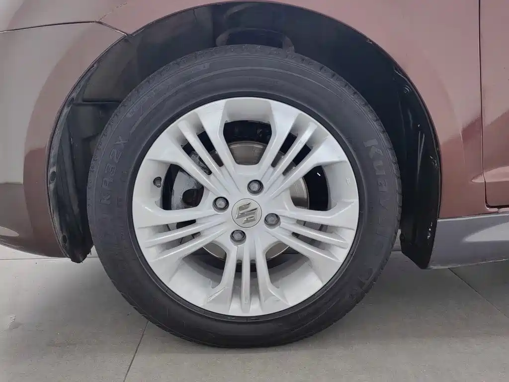Suzuki Swift — миниатюра 17