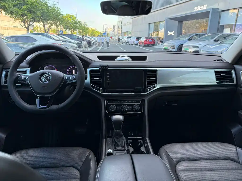 Volkswagen Teramont — миниатюра 9