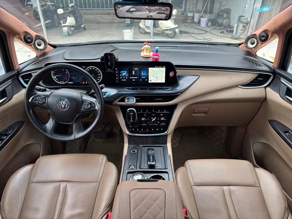 Buick GL8 — миниатюра 6