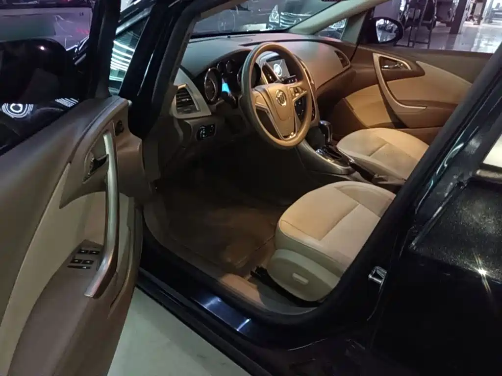 Buick Excelle — миниатюра 16