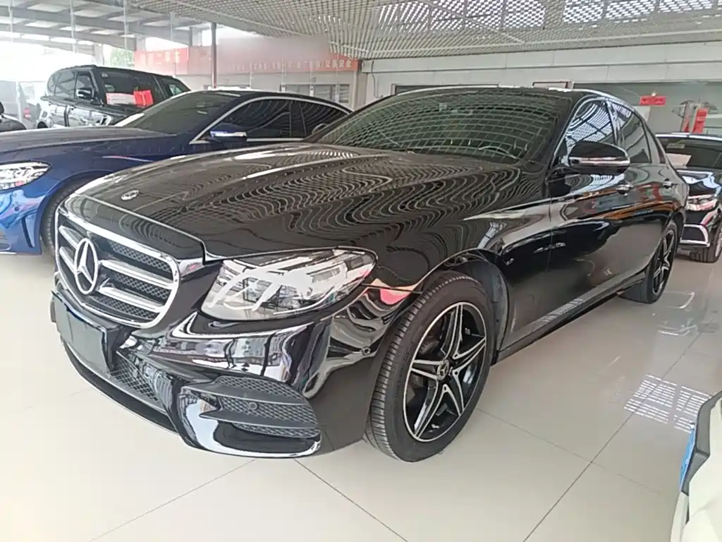 Mercedes-Benz E-Class (Import) — миниатюра 2