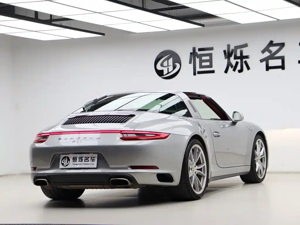 Porsche 911 — миниатюра 22