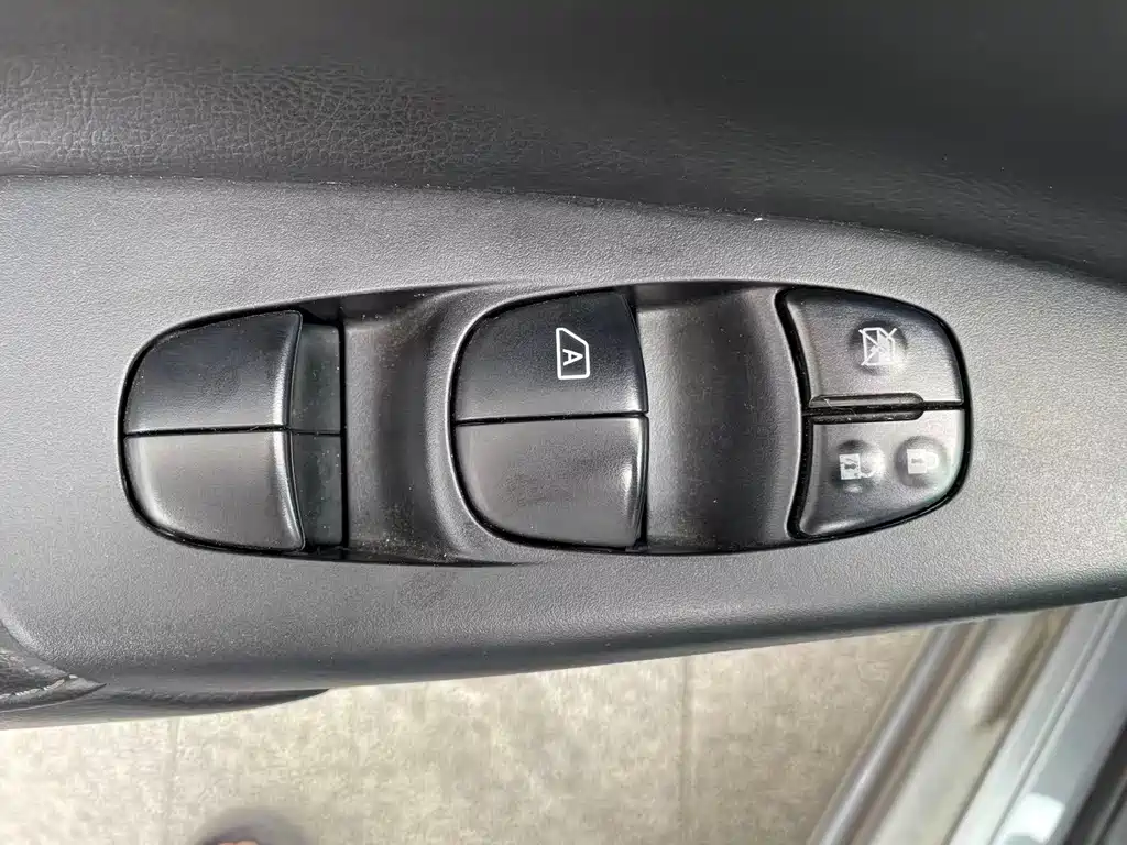 Nissan Sylphy — миниатюра 12