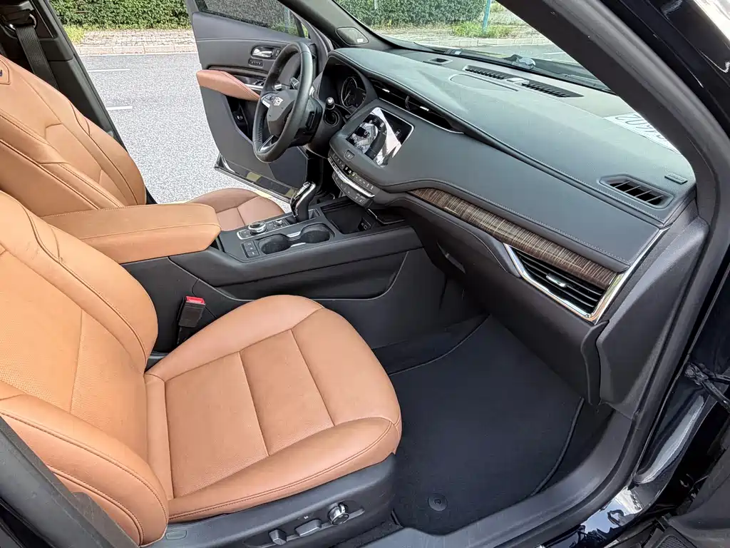 Cadillac XT4 — миниатюра 9
