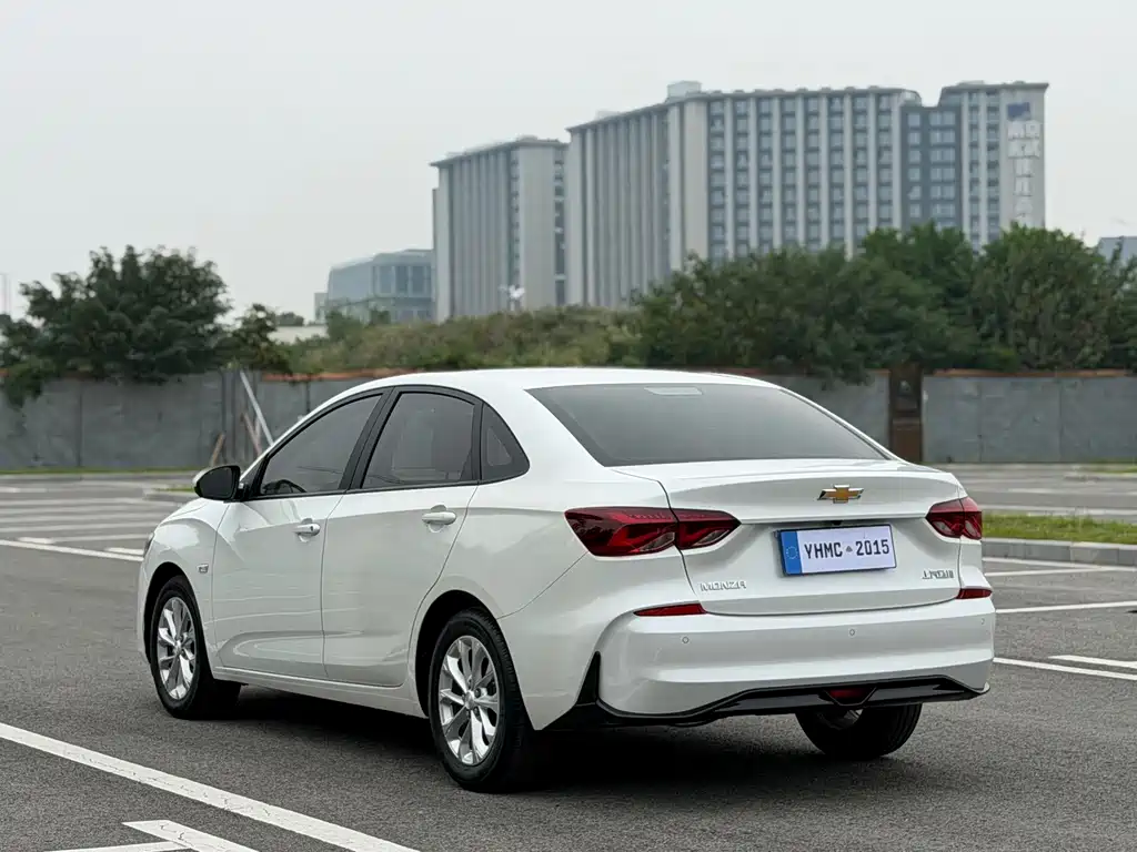 Chevrolet Monza — миниатюра 19