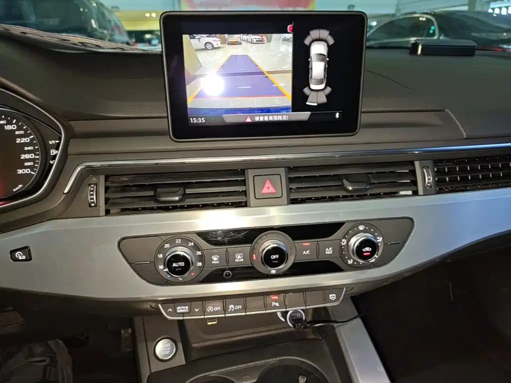 Audi A4L — миниатюра 13
