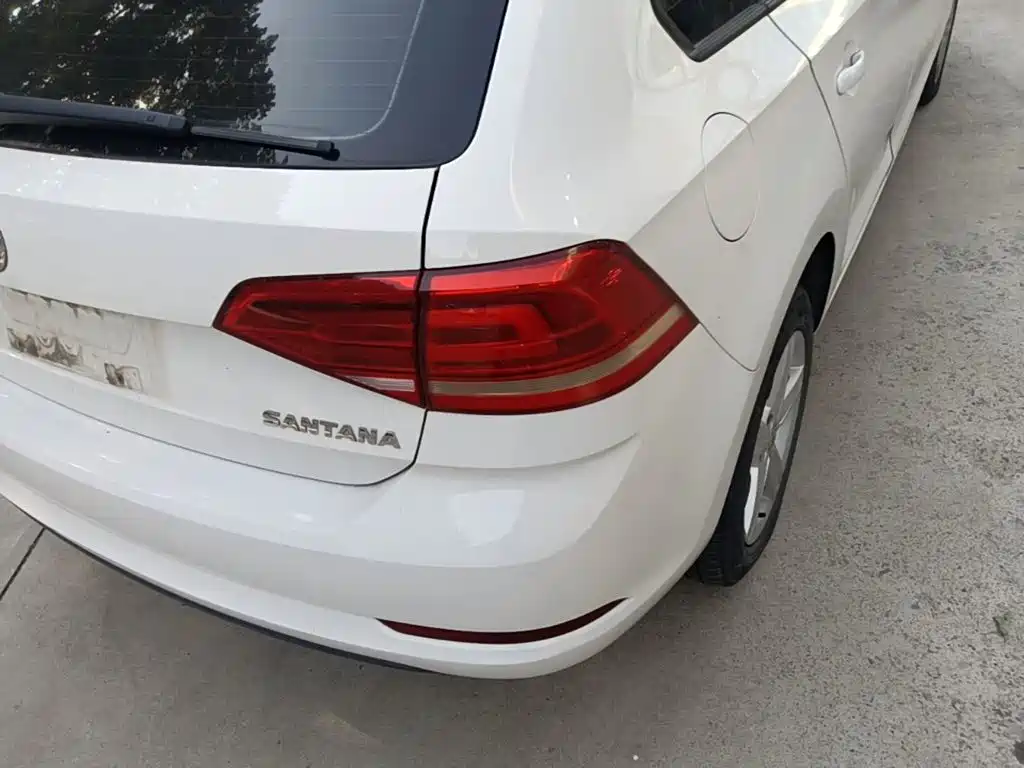 Volkswagen Santana — миниатюра 8