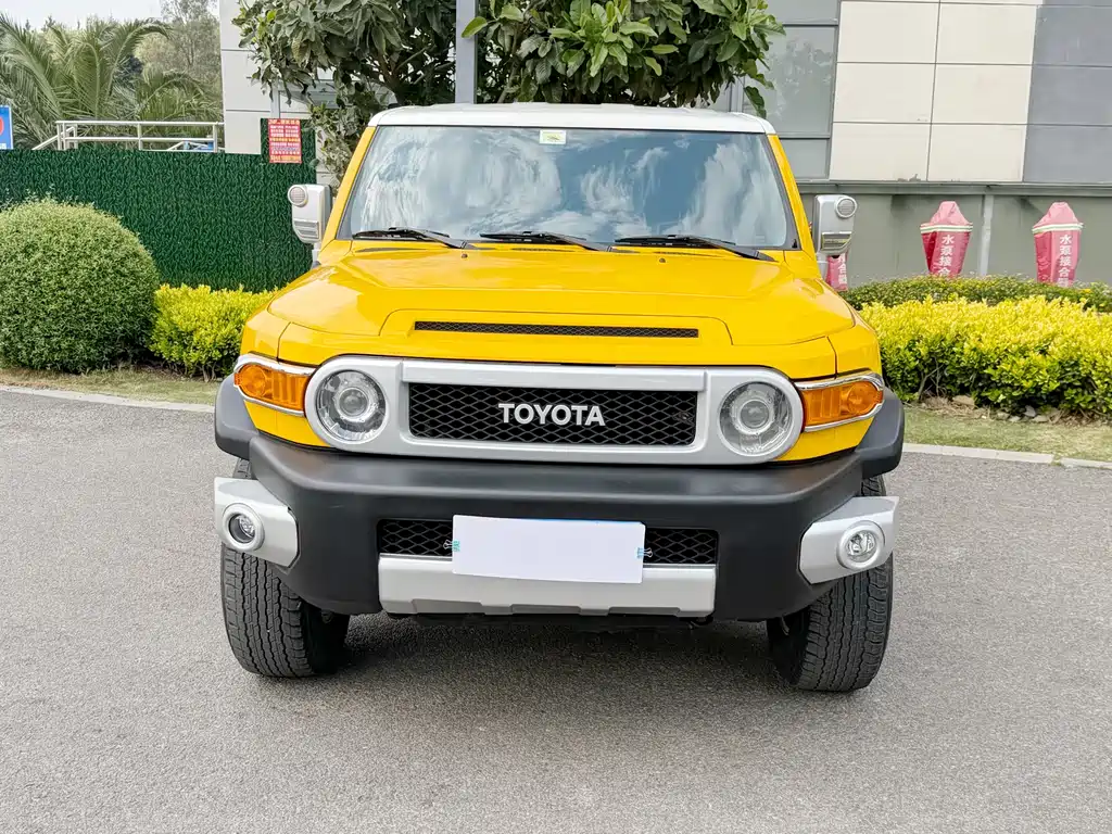 Toyota FJ Cruiser FJ 2019 4.0L AT