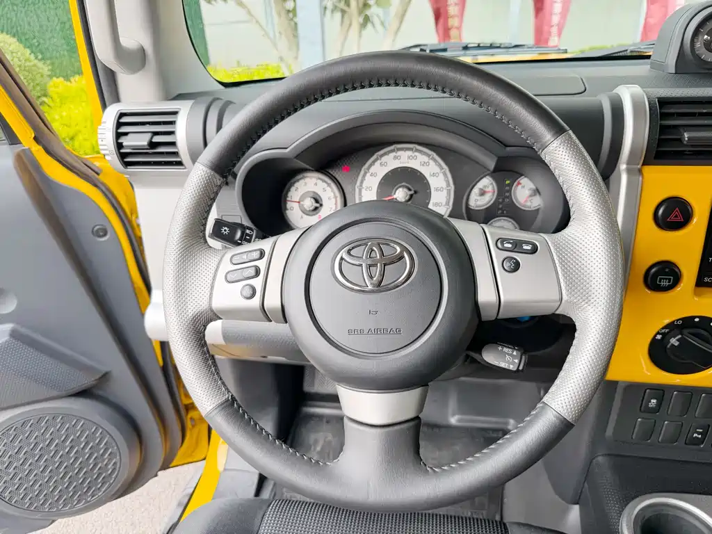 Toyota FJ Cruiser FJ 2019 4.0L AT